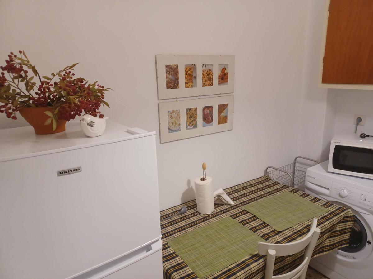 Seaside Family Apartment Loutraki Ngoại thất bức ảnh